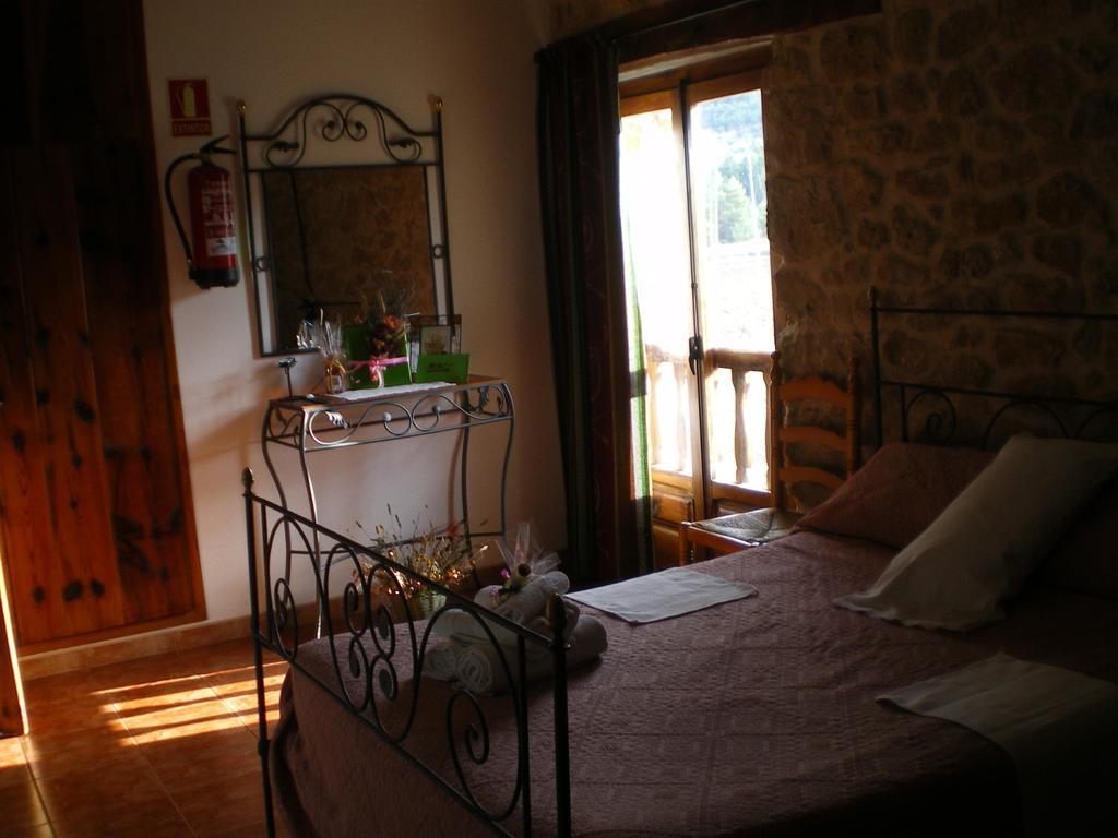 Masia Del Aragones Penarroya De Tastavins Ruang foto