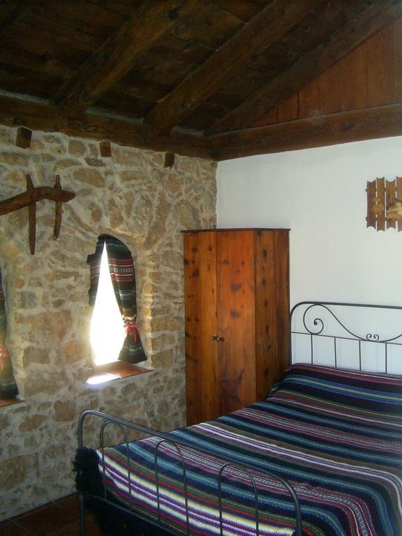 Masia Del Aragones Penarroya De Tastavins Ruang foto