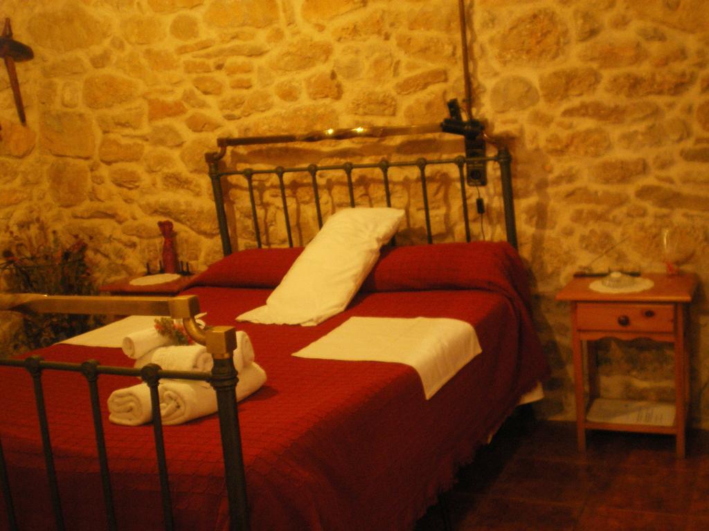 Masia Del Aragones Penarroya De Tastavins Ruang foto